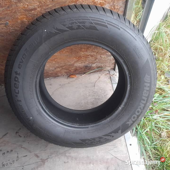 Opony zimowe 21570 r16 70 Samochodowe
