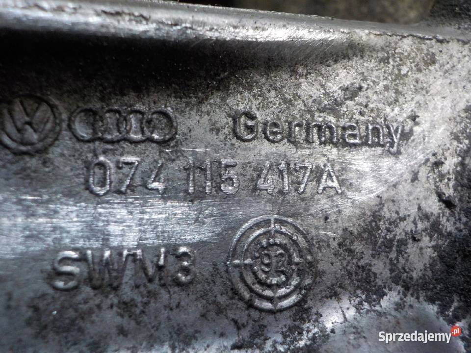 VW T4 25 B 94r 110 AAF podstawa filtra oleju Suków