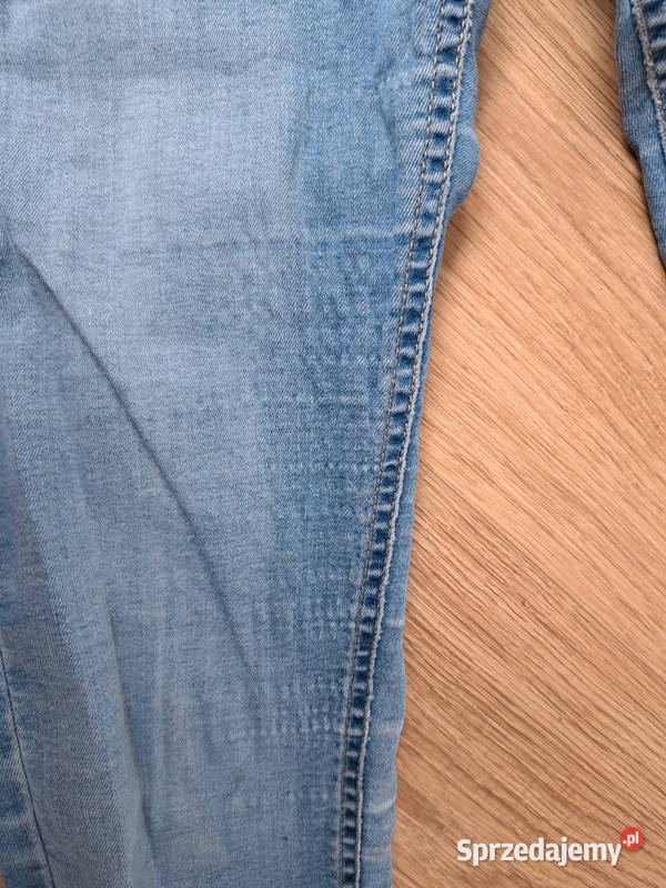 Jeansy skinny Bershka jasnoniebieskie rozmiar 34