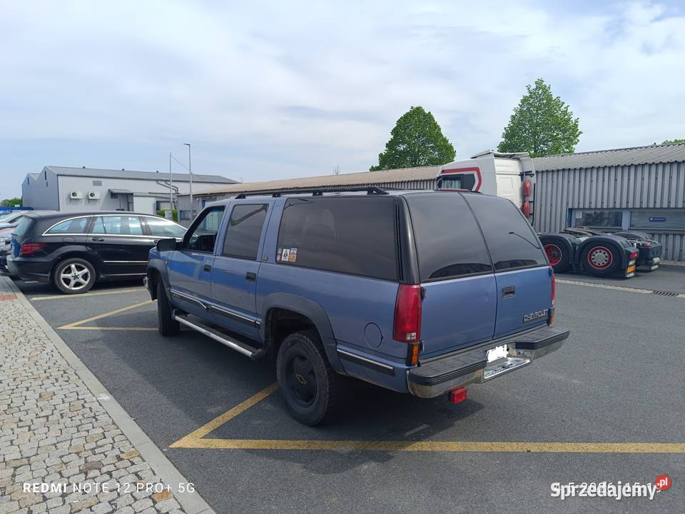 Chevrolet suburban 4x4 57l V8 LPG
