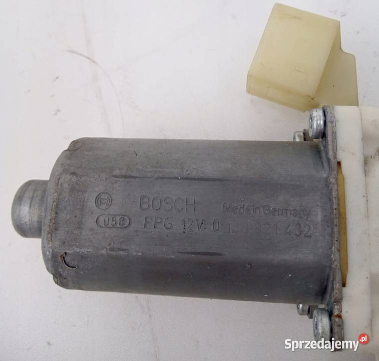 SILNICZEK SZYBY PRAWY TYŁ TYLNY MERCEDES CLS wyposażenie elektryczne Nowy Tomyśl sprzedam