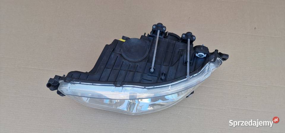 MERCEDES ANTOS AROCS REFLEKTOR LAMPA LEWA Bieleń sprzedam