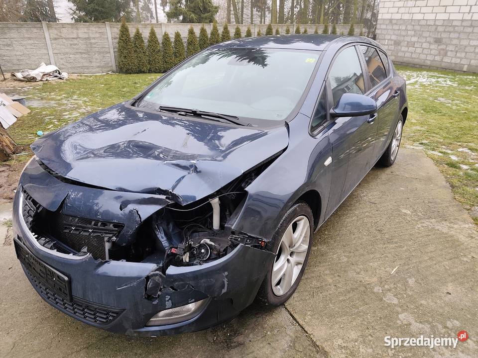 Opel Astra J 14 Turbo 140 2011 210 Kostrzyn