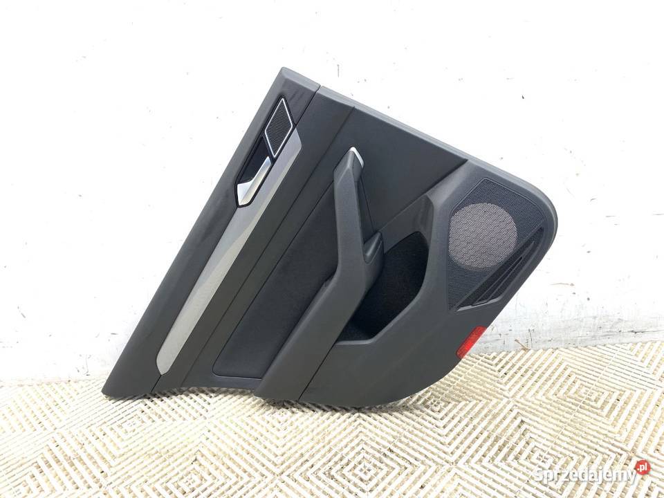 BOCZEK DRZWI LEWY TYŁ VW PASSAT B8 Kombi podkarpackie sprzedam