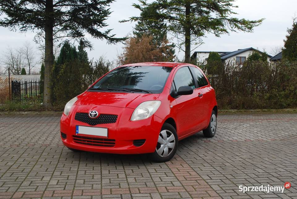 Toyota Yaris 10 benzyna Zarejestrowany w Polsce Samochody osobowe Włynkówko
