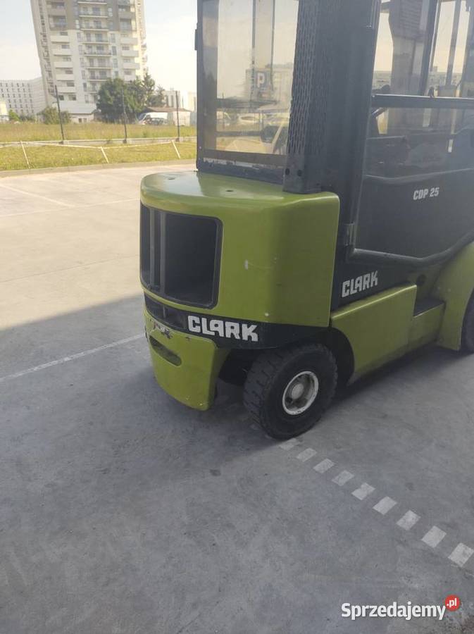Clark CGP25 triplex wolny skok wózek widłowy Wózki widłowe Kaliska