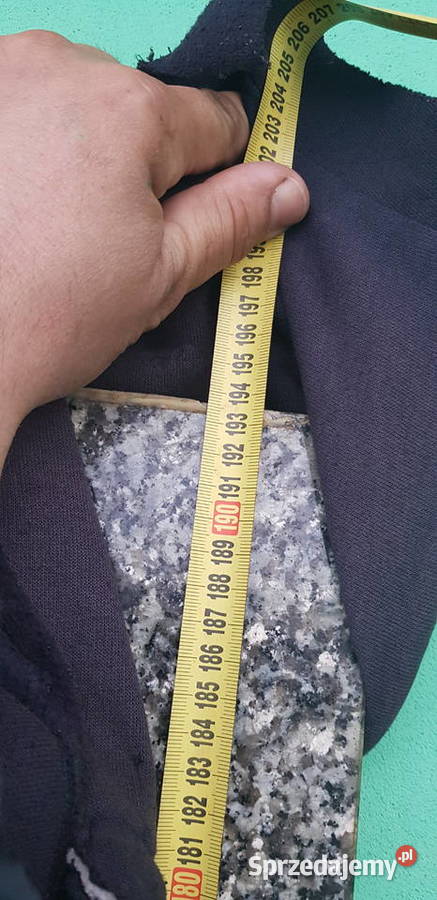 Parapety granitowe Oblęgorek