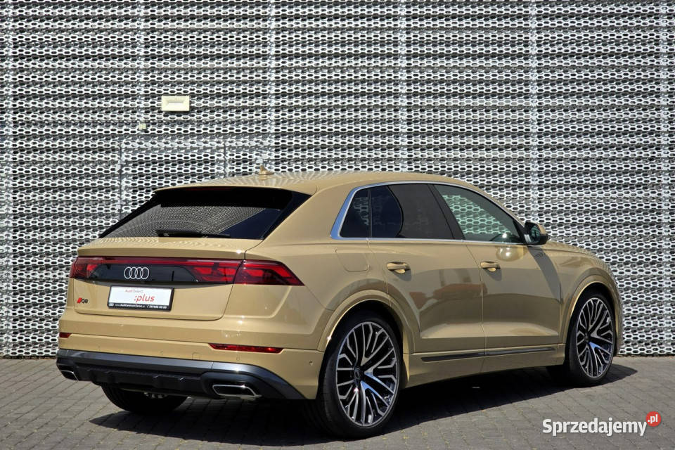 Audi Q8 FLLaserBONightVisionSkrętnaOśAlcantaraS Rok produkcji 2023 Toruń
