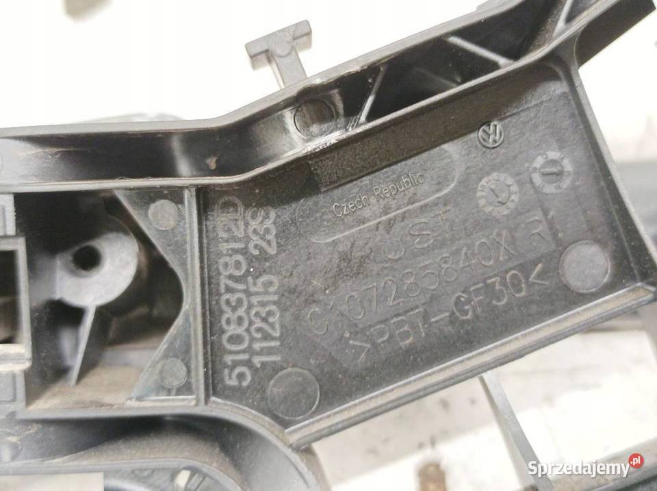 KLAMKA ZEWNĘTRZNA PRAWA PRZÓD SZARA 510837812D Rok produkcji 2015 świętokrzyskie