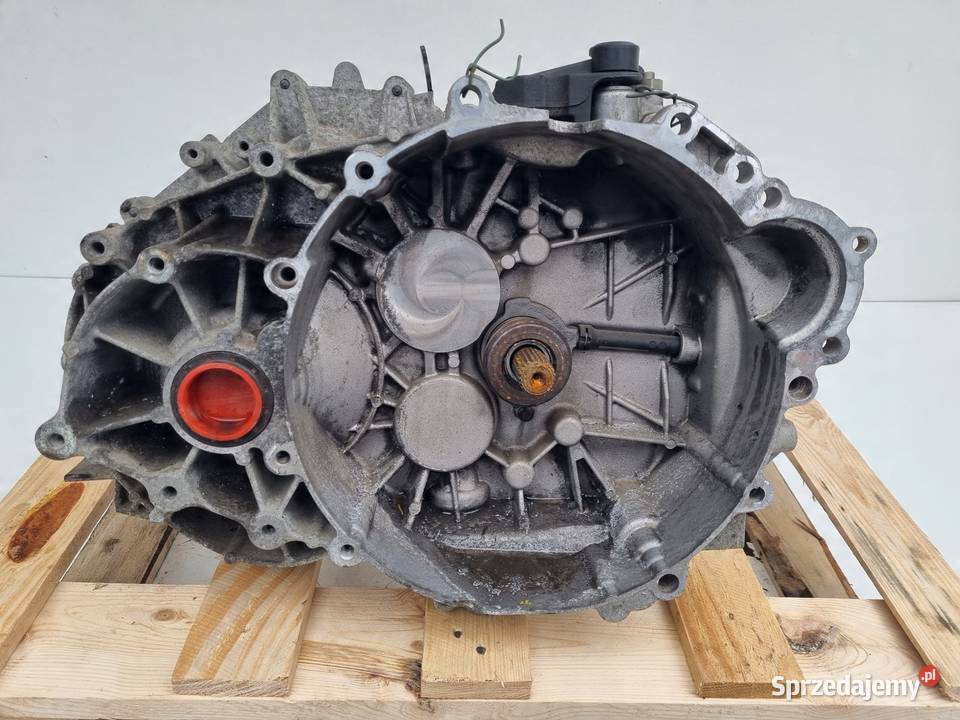 Volvo S80 II V70 III 25 T turbo SKRZYNIA BIEGÓW osobowe Części samochodowe Janów