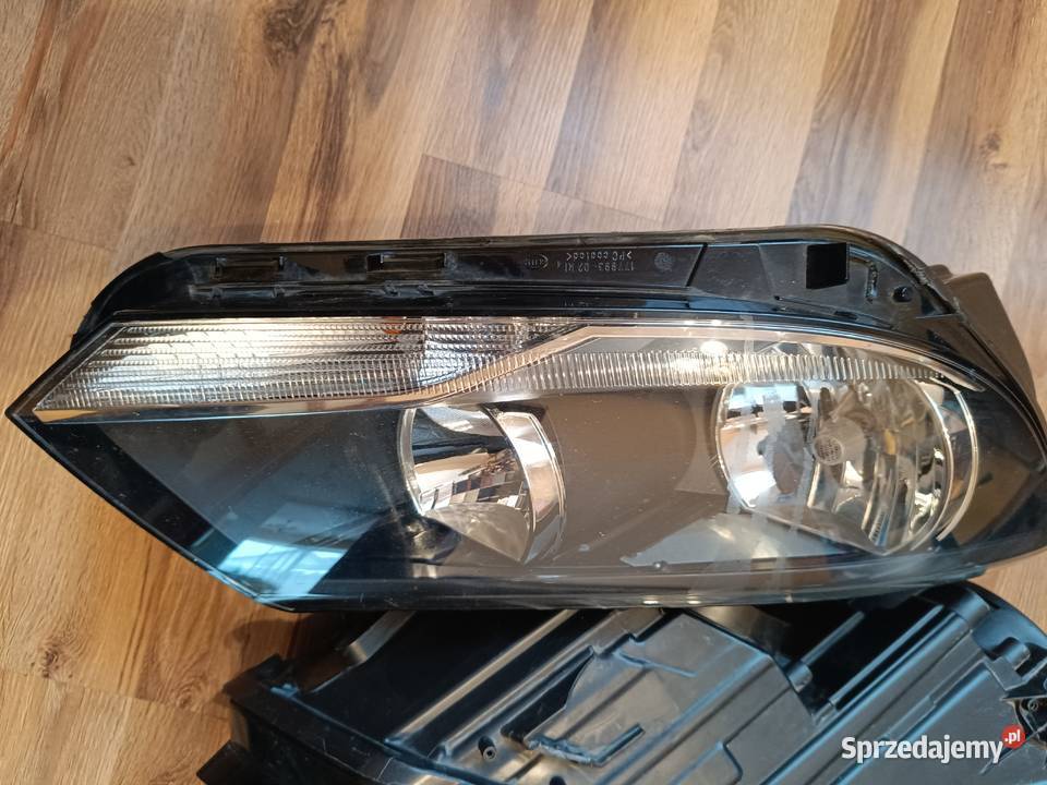 Reflektory przednie komplet Volkswagen Tiguan 20 małopolskie Mogilany
