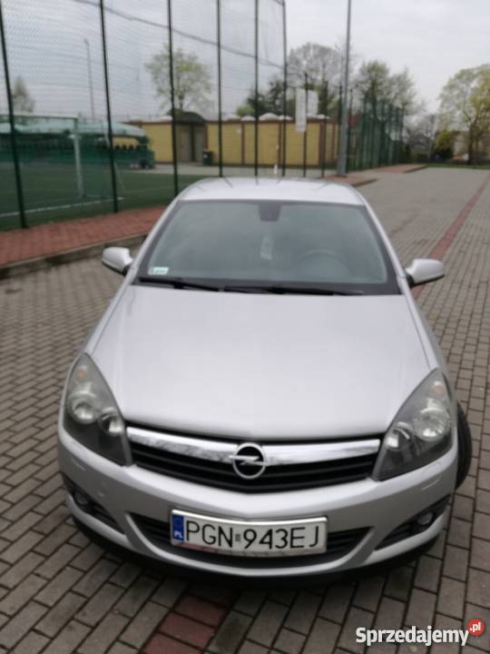 Opel Astra H GTC 17 CDTI 2005 1686cm3 Samochody osobowe Gniezno sprzedam