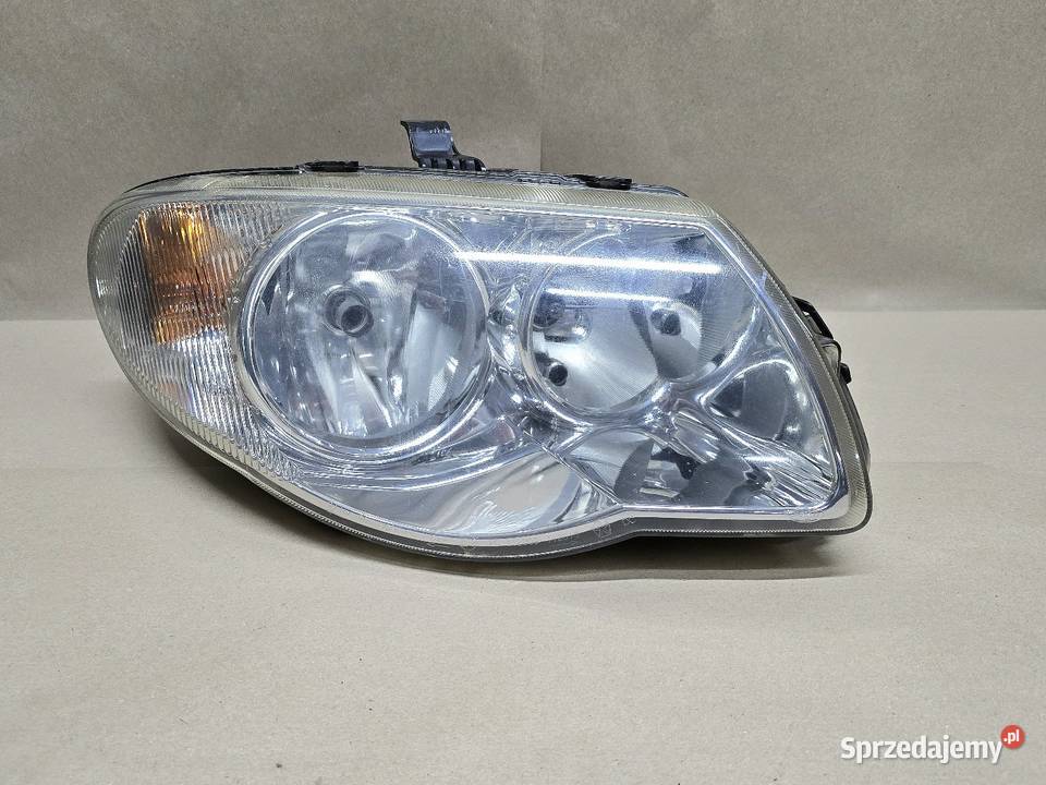 Lampa Prawy Przód CHRYSLER VOYAGER 33 IV LIFT