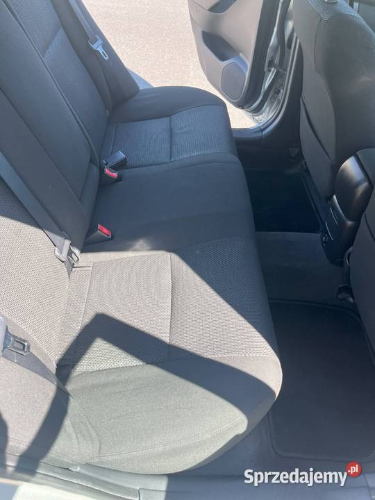 Toyota Avensis II 18 sedan LPG Lublin