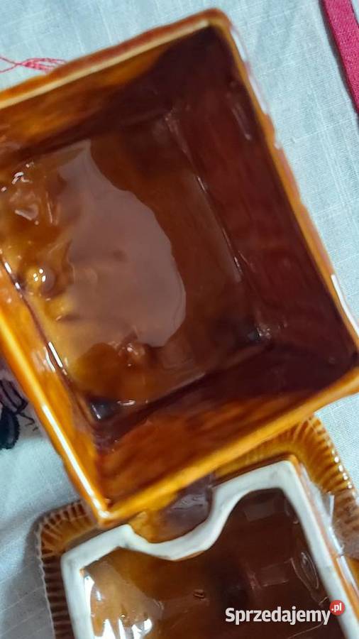 Ceramiczny pojemnik na miód domek prezent Zgierz