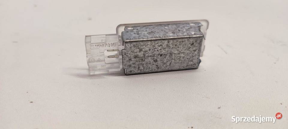 VW TIGUAN II LAMPKA KABINY 7L0947415