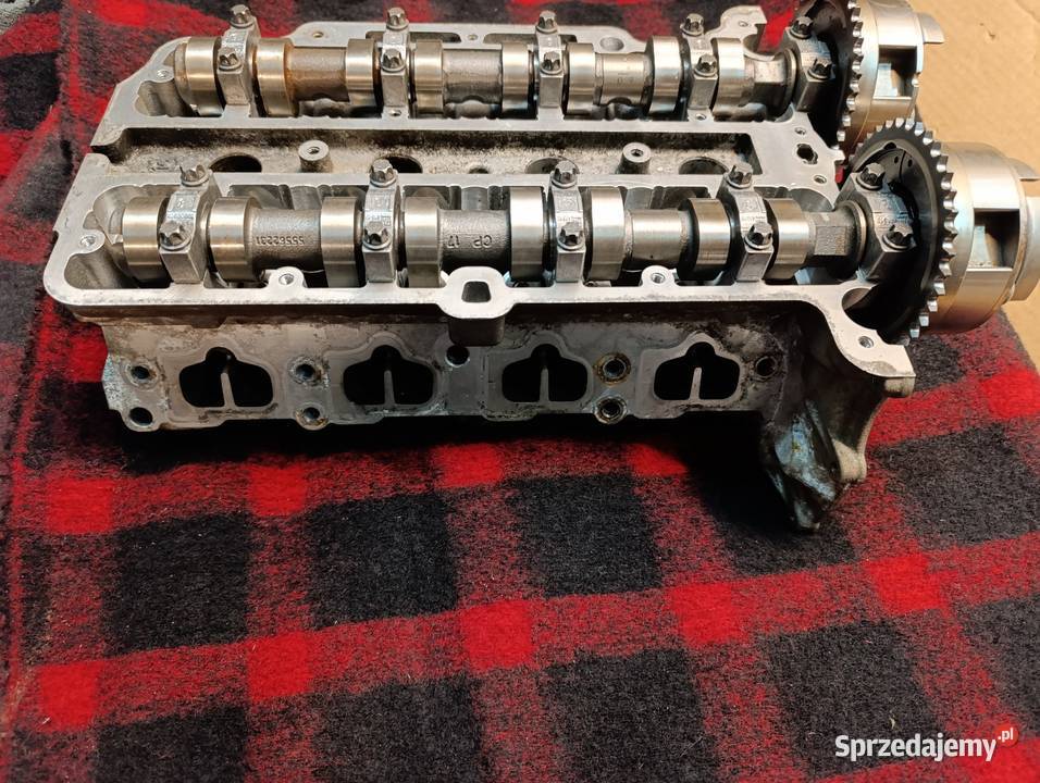 Głowica Opel corsa D 12 14 XER 55562229 Czechy