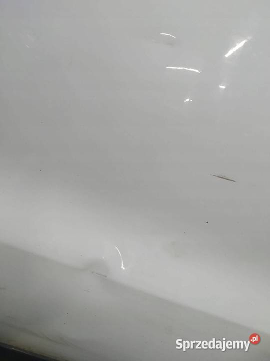 DRZWI PRAWE PRZÓD BIAŁE LEKKO USZKODZONE VW osobowe sprzedam