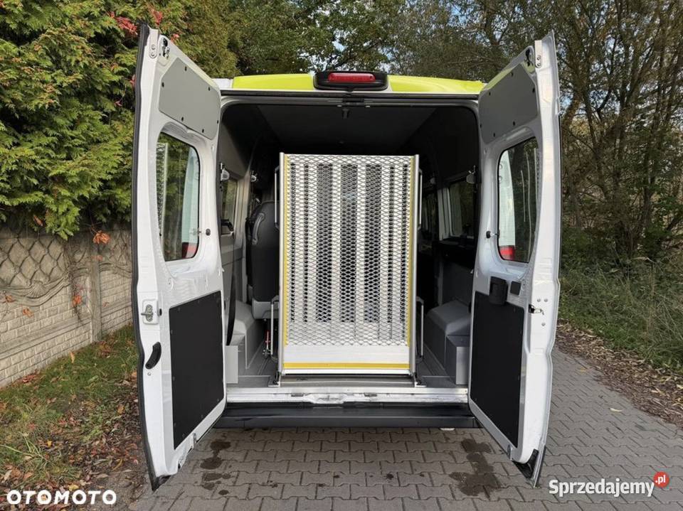 Citroen jumper 2023 do przewozu osób 2200cm3 Człuchów sprzedam