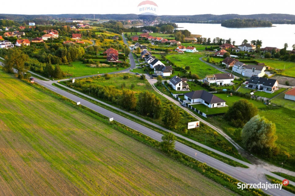 Teren pod zabudowę jednorodzinną z usługami Tomaszkowo