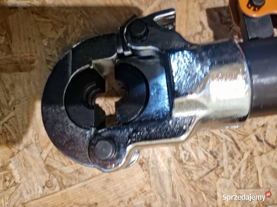 ZACISKARKA DO RUR PEX PRASKA HYDRAULICZNA 1632mm Zaciskarki do rur Głogowa sprzedam