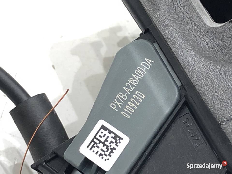 ZAMEK DRZWI LEWY TYŁ FORD FOCUS IV Kombi