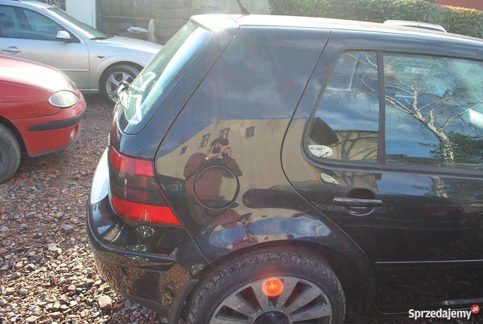 Błotnik przedni przód prawy LC9Z 2001 VW Golf 4 Motoryzacja Pyskowice