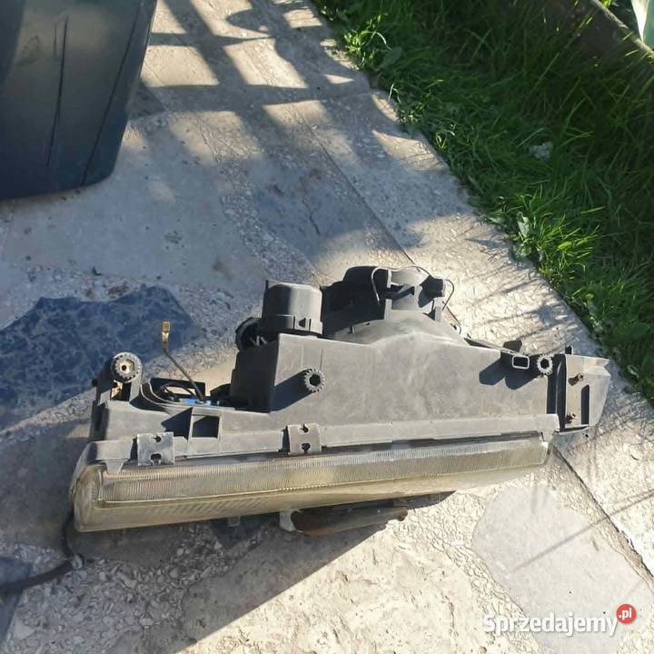 Reflektor lewy lampa przednia lewa Volvo 940 960 Kraków sprzedam