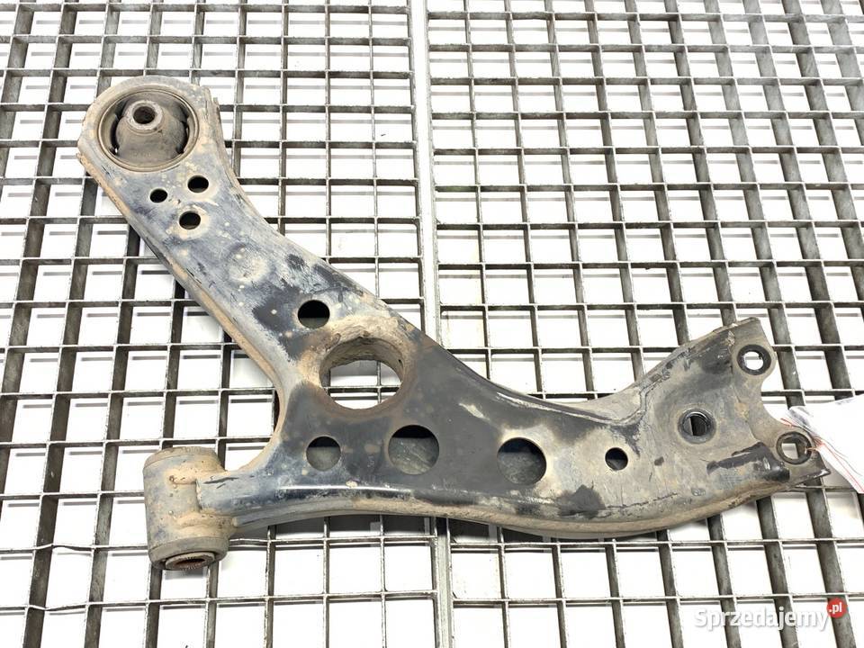 WAHACZ PRAWY PRZÓD TOYOTA CHR Crossover PRZEDNI