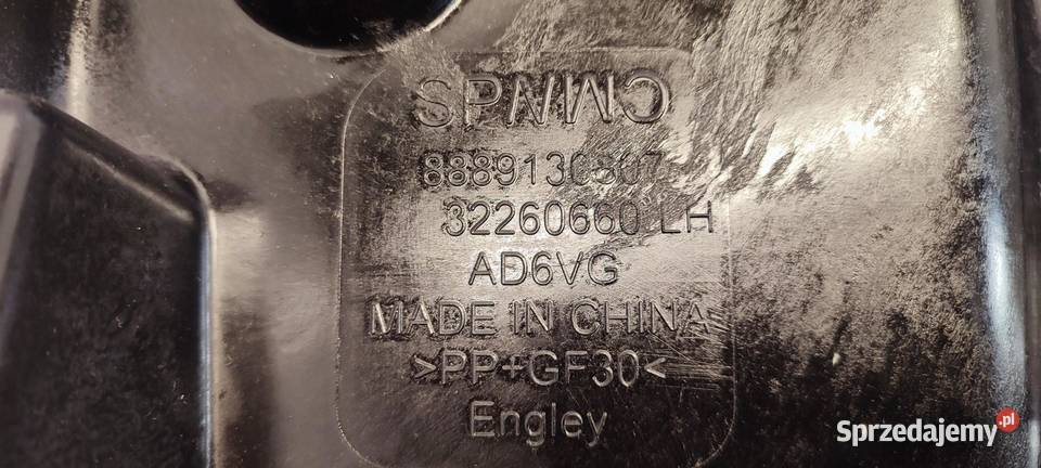 VOLVO XC40 OSŁONA PODWOZIA LEWA 32260660 Progi