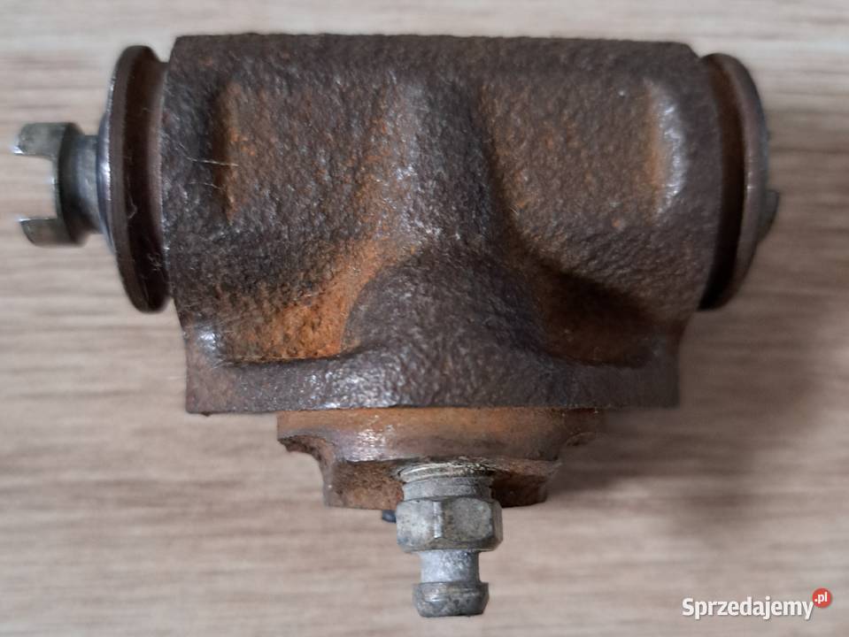 Cylinderek Fiat 126 p osobowe Warszawa