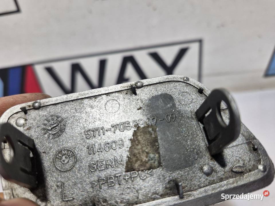 BWM E60 E61 ZAŚLEPKA SPRYSKIWACZA LEWA 7056947 osobowe