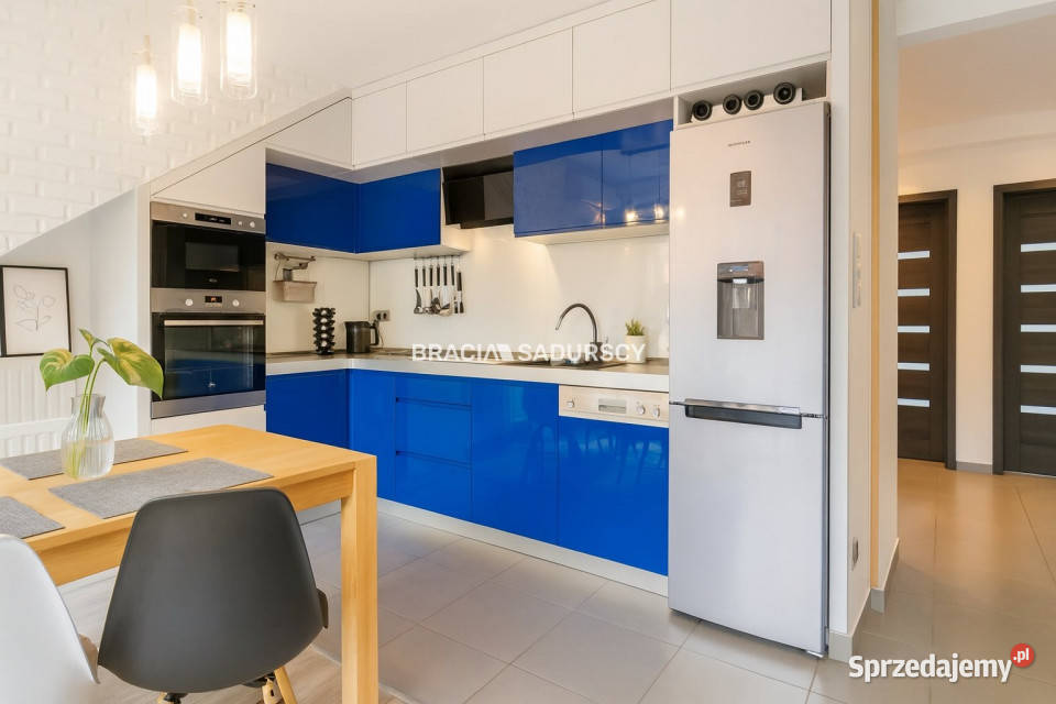 Mieszkanie 5472 metry 3 pokoje Kraków Macieja małopolskie