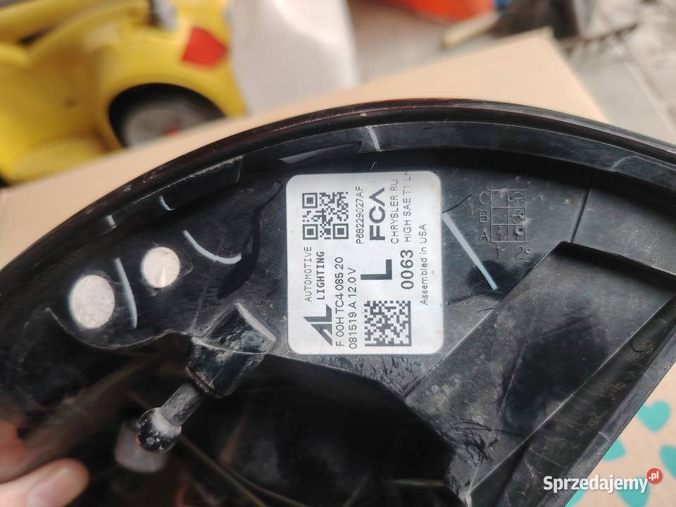 Lewa lampa tył Chrysler Pacifica 2017 68229028ad Książenice sprzedam