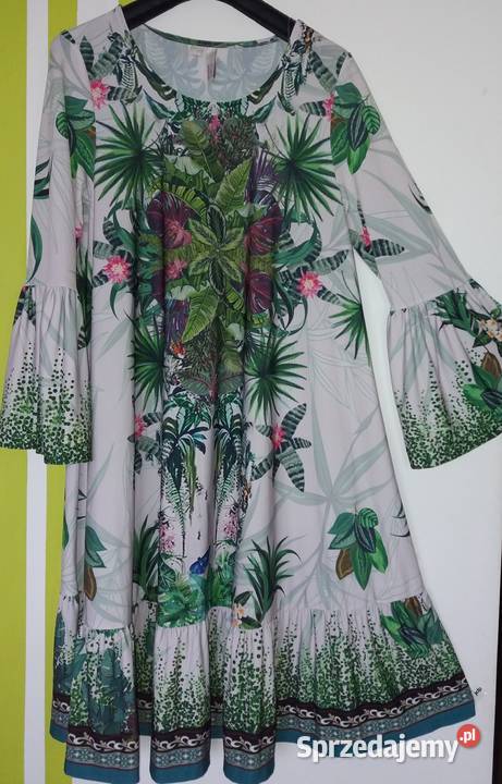 L Sukienka poszerzana pach w idealnym stanie Odzież damska śląskie sprzedam