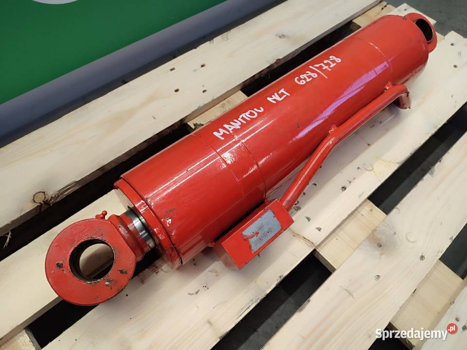 Siłownik wychyłu łyżki Manitou MLT 628 Wilkowo sprzedam