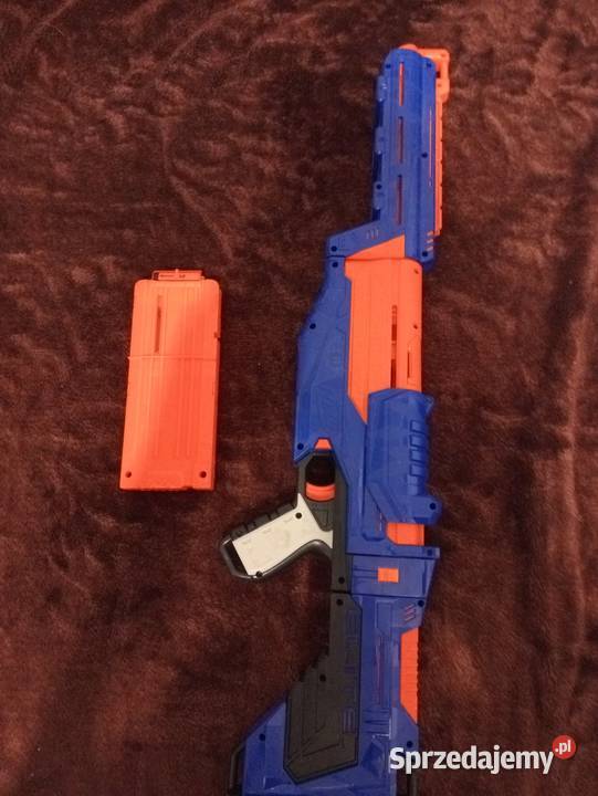 Pistolet NERF używany w stanie Dąbrówka