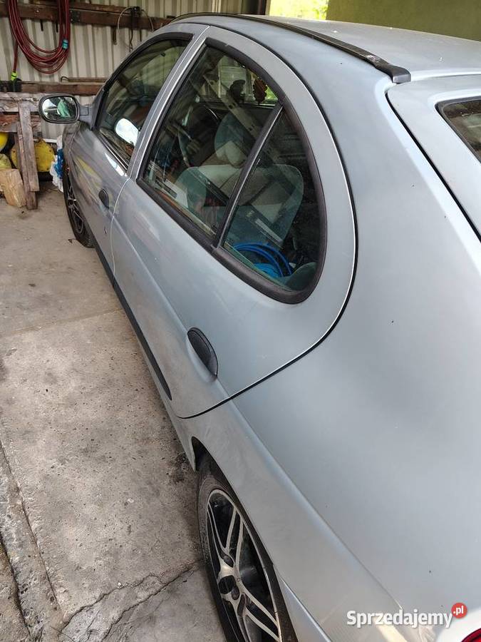 Renault Megane 1 14 16v 75 super stan bogate manualna Krzeszowice