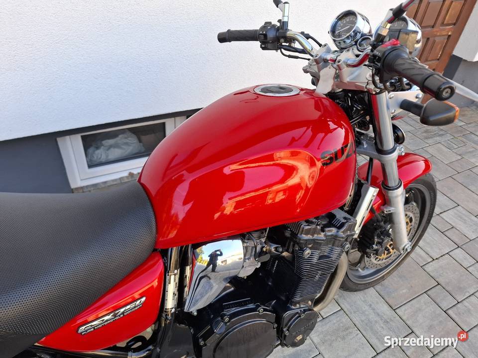 Suzuki Gsx 750 inazuma 1999 85koni benzyna Chobrzany