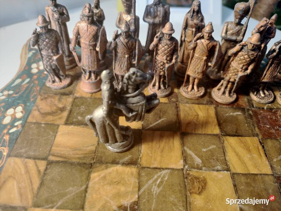 Antyki szachy drzewo oliwne sprzedam