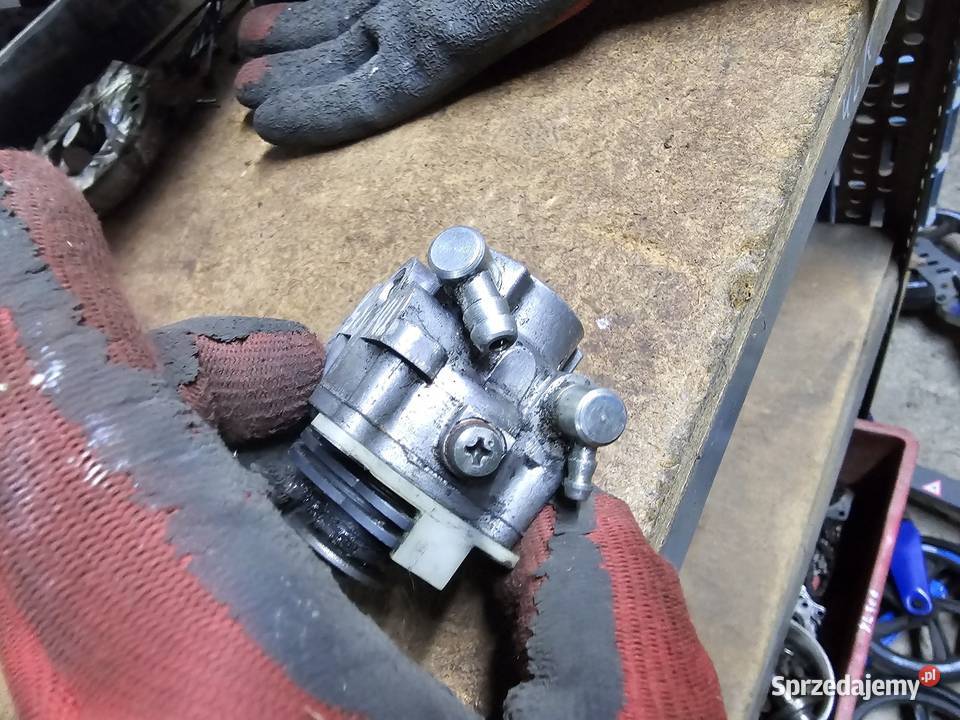 Yamaha TDR 125 dozownik oleju pompa pompka DT Jelenia Góra