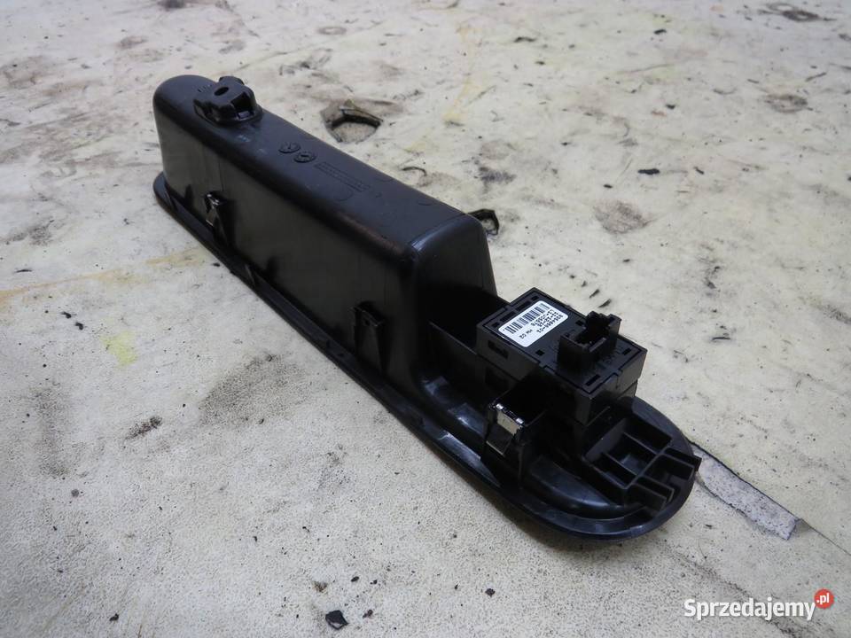 PANEL PRZEŁĄCZNIK SZYB PRAWY MINI COUNTRYMAN R60