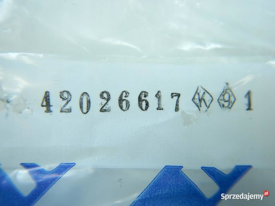 USZCZELNIACZ IVECO 190 330 TRAKKER CURSOR Motoryzacja