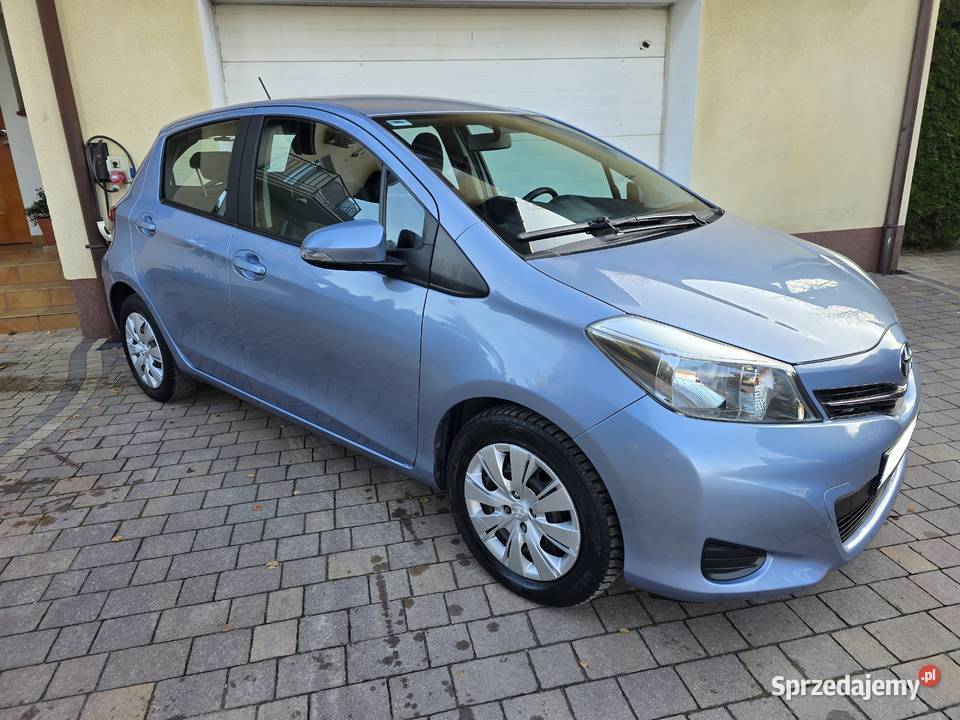 Toyota Yaris 133 VVTi 99 AUTOMAT serwosowany Karczew