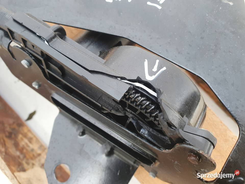 ZAMEK DRZWI PRZESUWNYCH Fiat Doblo II lift osobowe Rudka