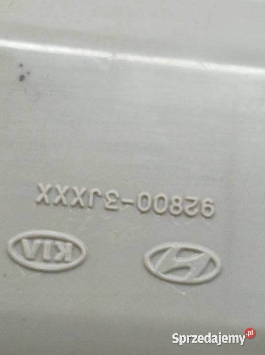 LAMPKA PODSUFITKI KOMPLET 926203J000 Hyundai Rok produkcji 2010