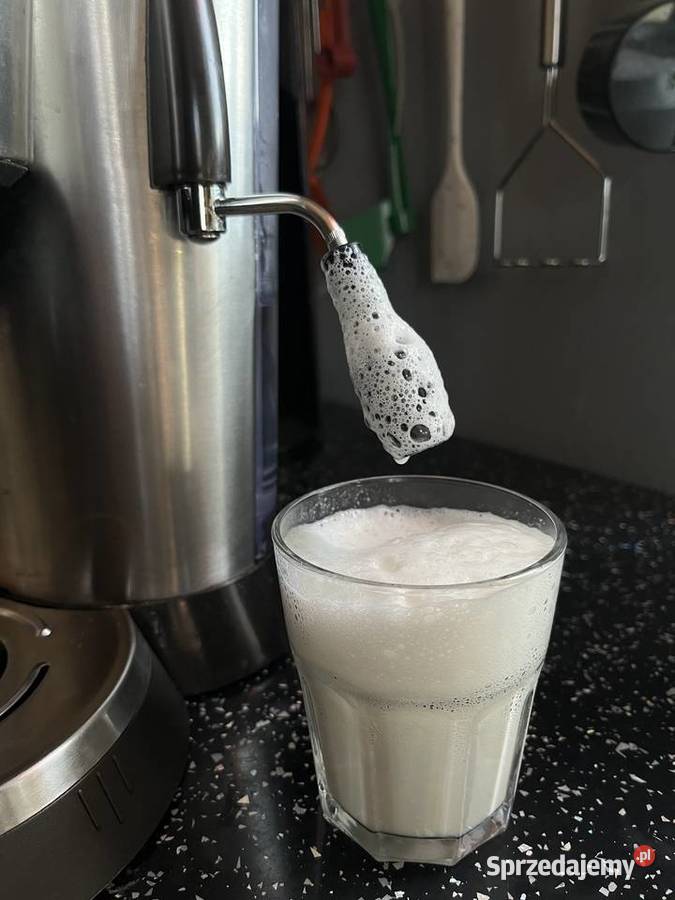 Ekspres ciśnieniowy Zelmer Piano ZCM2052B Kłodawa