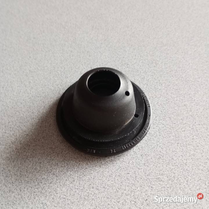 Tuleja pokrywy silnika Audi VW 038103638B Złotoryja