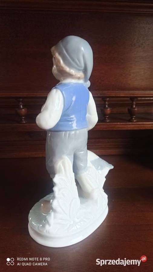 Figurka chłopca z gąską
Nils Holgersson Garden sprzedam