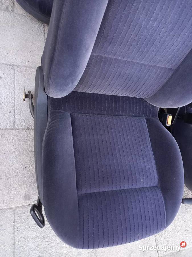 Audi 80 B4B3 Fotele kanapa komplet Bukownica